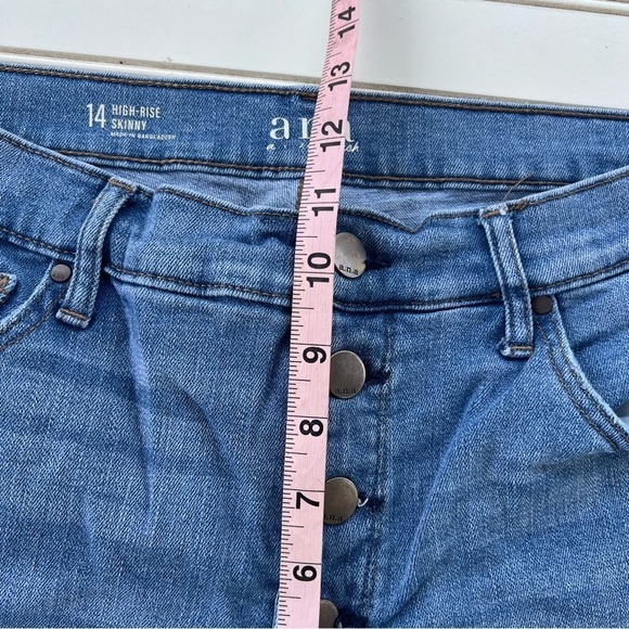 Ana, high-rise skinny jeans size 14 - Picture 8 of 9